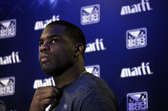 英超竞争中 英超竞争中